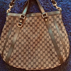 Gucci Authentic Handbag!